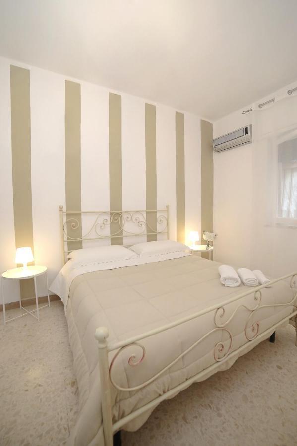 Appartement Casa Margherita à Naples Extérieur photo